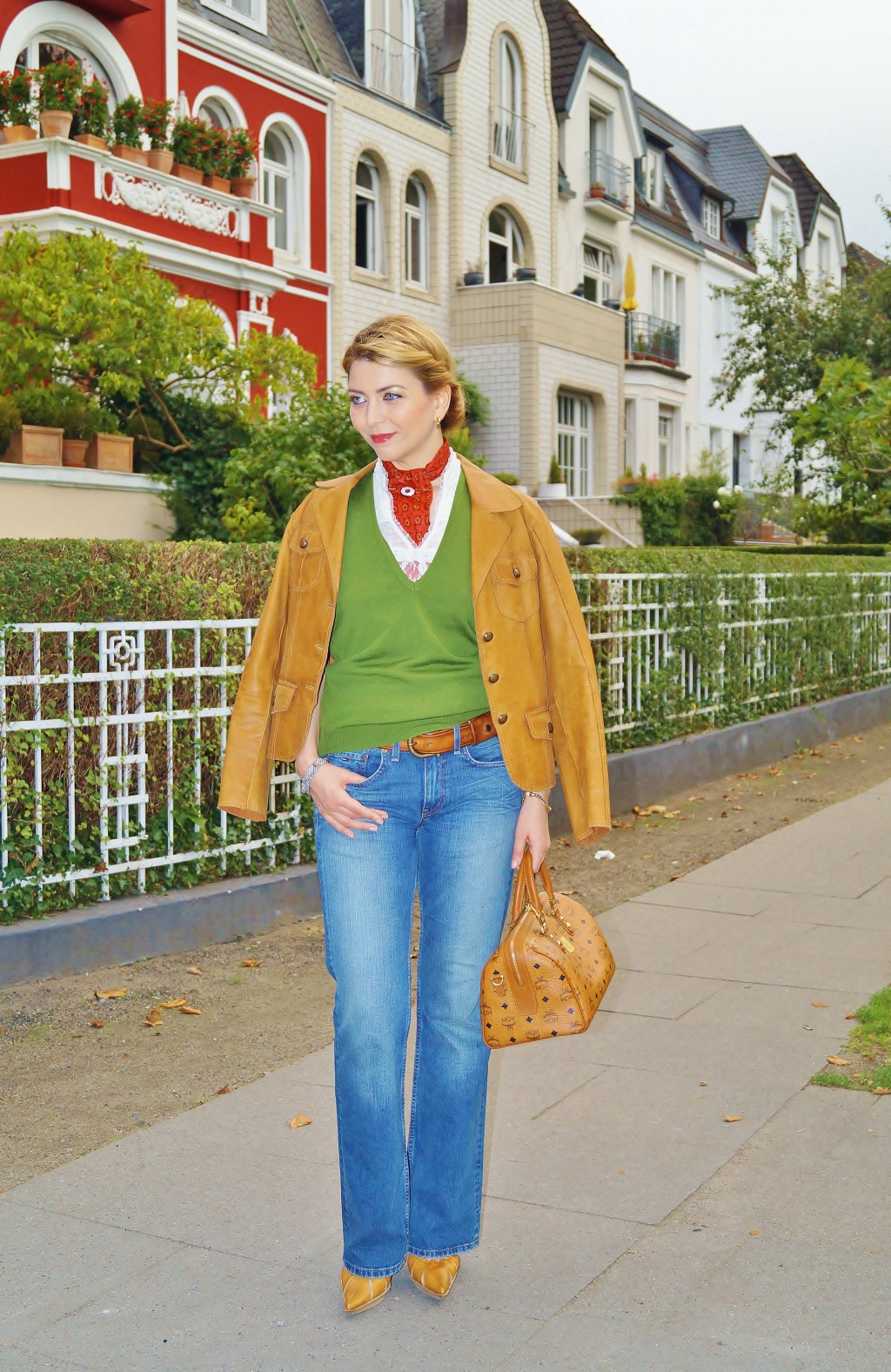 Der Herbst gibt den Ton an: Cognac Leder-Jacke