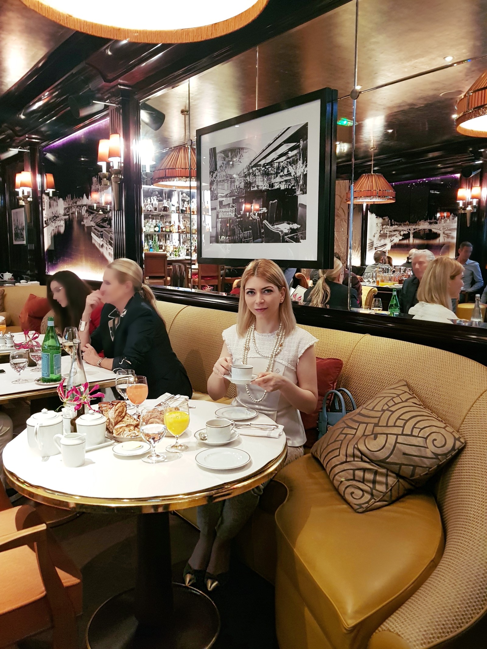 Yuliya Savytska at Brunch in Ritz Paris